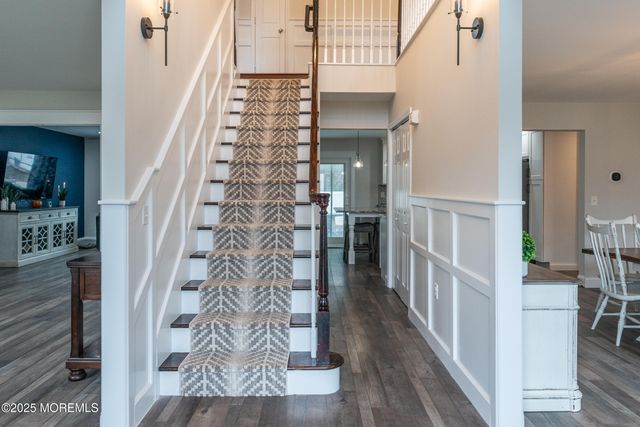 26 Jacqueline Court, Lanoka Harbor, NJ 08734