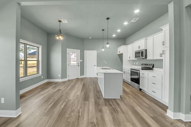 411 N 4th Street, Cabot, AR 72023