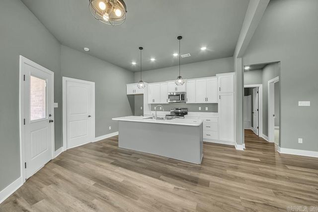 411 N 4th Street, Cabot, AR 72023