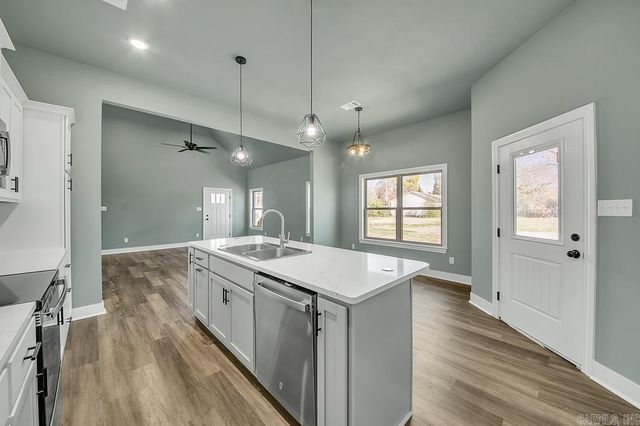 411 N 4th Street, Cabot, AR 72023