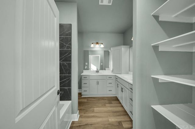 411 N 4th Street, Cabot, AR 72023