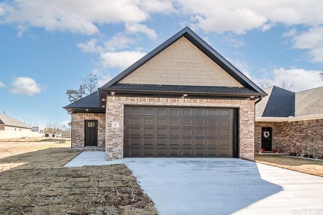 411 N 4th Street, Cabot, AR 72023