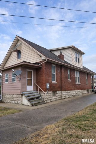 2050 BROADWAY Street, Quincy, IL 62301