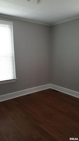 2050 BROADWAY Street, Quincy, IL 62301