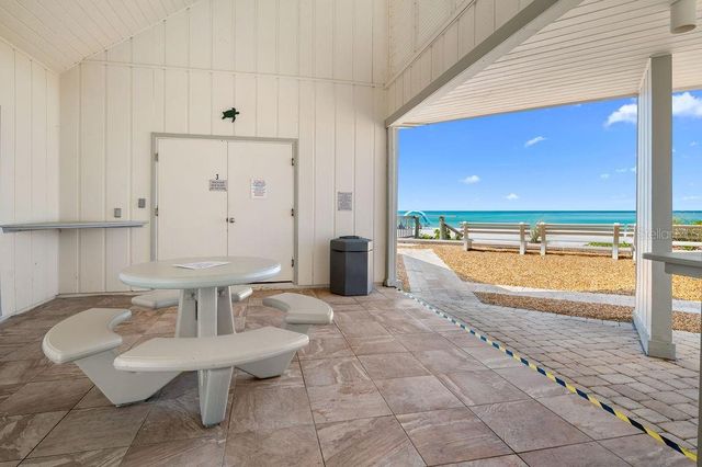 600 SUTTON PLACE B302, Longboat Key, FL 34228