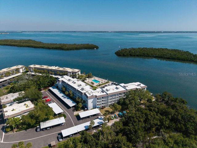 600 SUTTON PLACE B302, Longboat Key, FL 34228