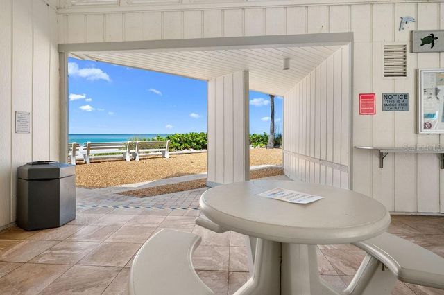 600 SUTTON PLACE B302, Longboat Key, FL 34228