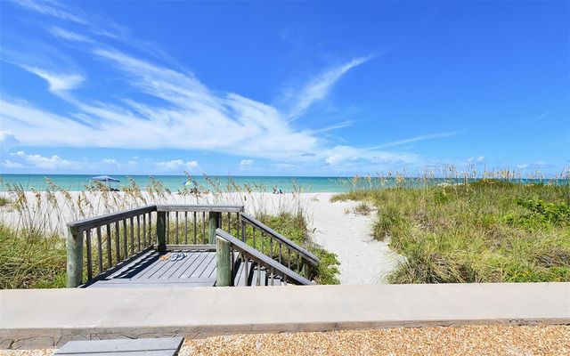 600 SUTTON PLACE B302, Longboat Key, FL 34228