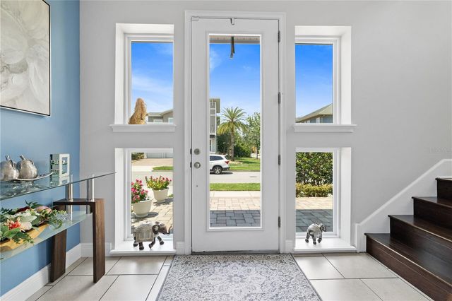 8268 BELLOW STREET, Orlando, FL 32827