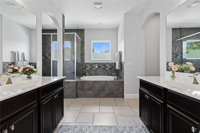 8268 BELLOW STREET, Orlando, FL 32827