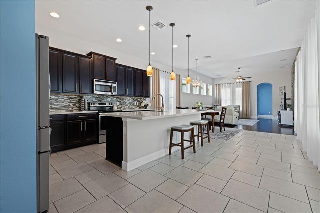 8268 BELLOW STREET, Orlando, FL 32827