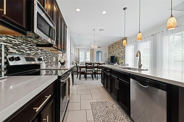 8268 BELLOW STREET, Orlando, FL 32827