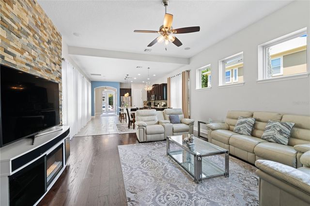 8268 BELLOW STREET, Orlando, FL 32827