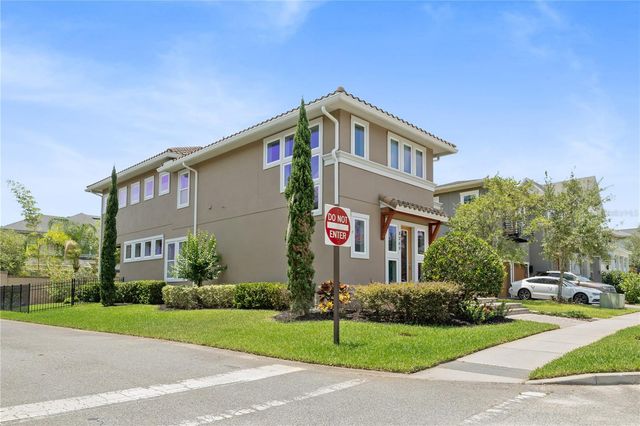 8268 BELLOW STREET, Orlando, FL 32827