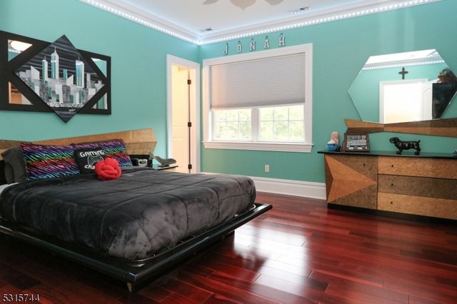 8 Pineview Ln, Boonton Twp., NJ 07005