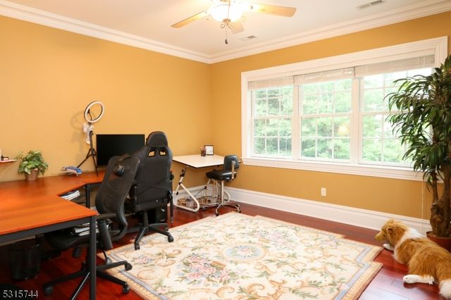 8 Pineview Ln, Boonton Twp., NJ 07005