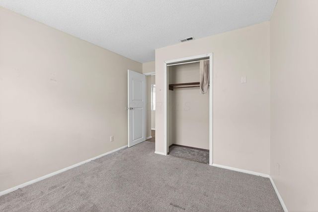 5882 Starcrest Drive, Galloway, OH 43119