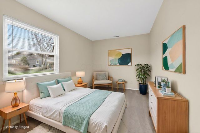 5882 Starcrest Drive, Galloway, OH 43119