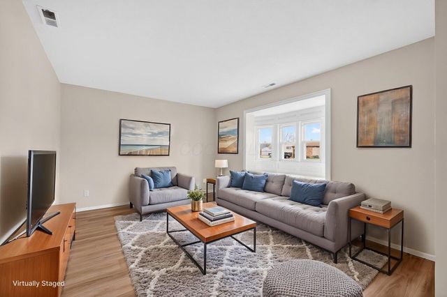 5882 Starcrest Drive, Galloway, OH 43119