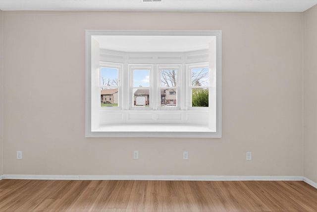 5882 Starcrest Drive, Galloway, OH 43119