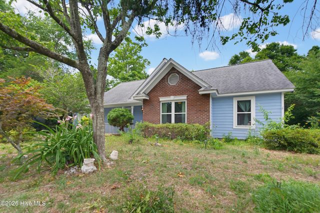 6306 Iverstone Court, Wilmington, NC 28409