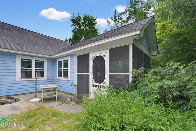 6306 Iverstone Court, Wilmington, NC 28409