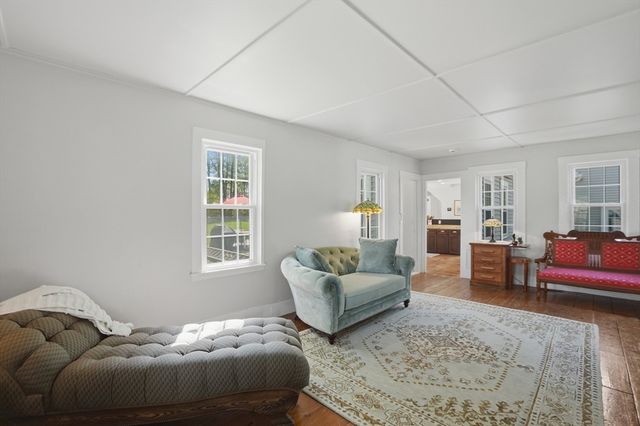 55 Concord St, Holliston, MA 01746