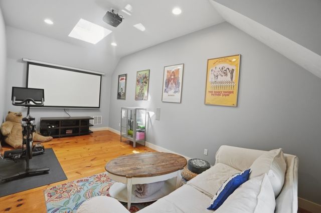 55 Concord St, Holliston, MA 01746