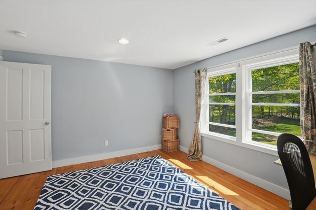 55 Concord St, Holliston, MA 01746