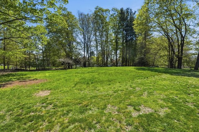 55 Concord St, Holliston, MA 01746