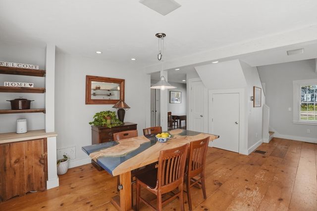 55 Concord St, Holliston, MA 01746