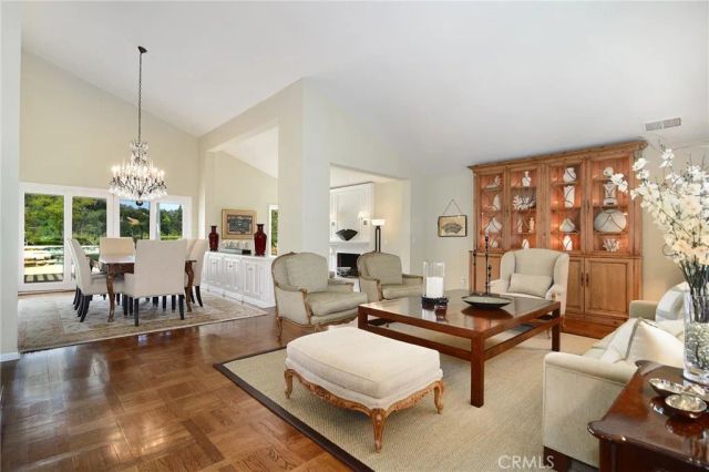 3861 Braewood Court, Tarzana, CA 91356