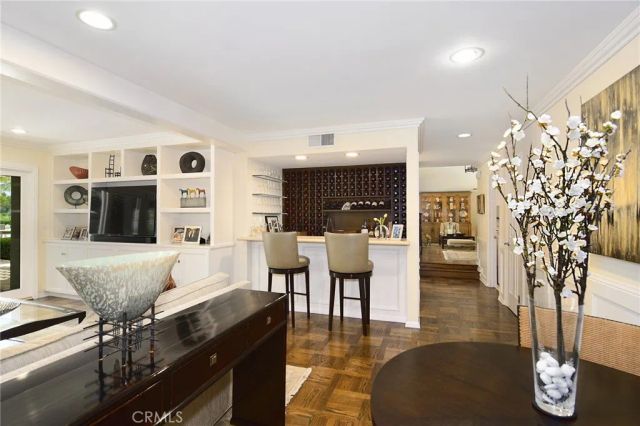 3861 Braewood Court, Tarzana, CA 91356