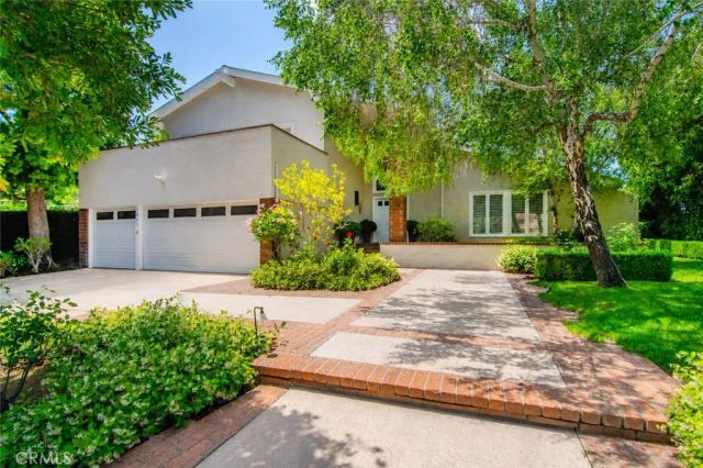 3861 Braewood Court, Tarzana, CA 91356