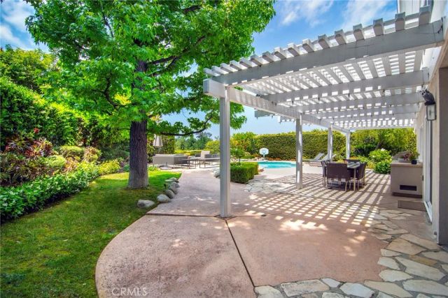 3861 Braewood Court, Tarzana, CA 91356