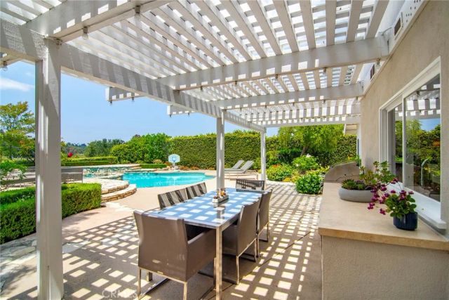3861 Braewood Court, Tarzana, CA 91356