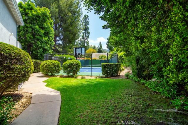 3861 Braewood Court, Tarzana, CA 91356