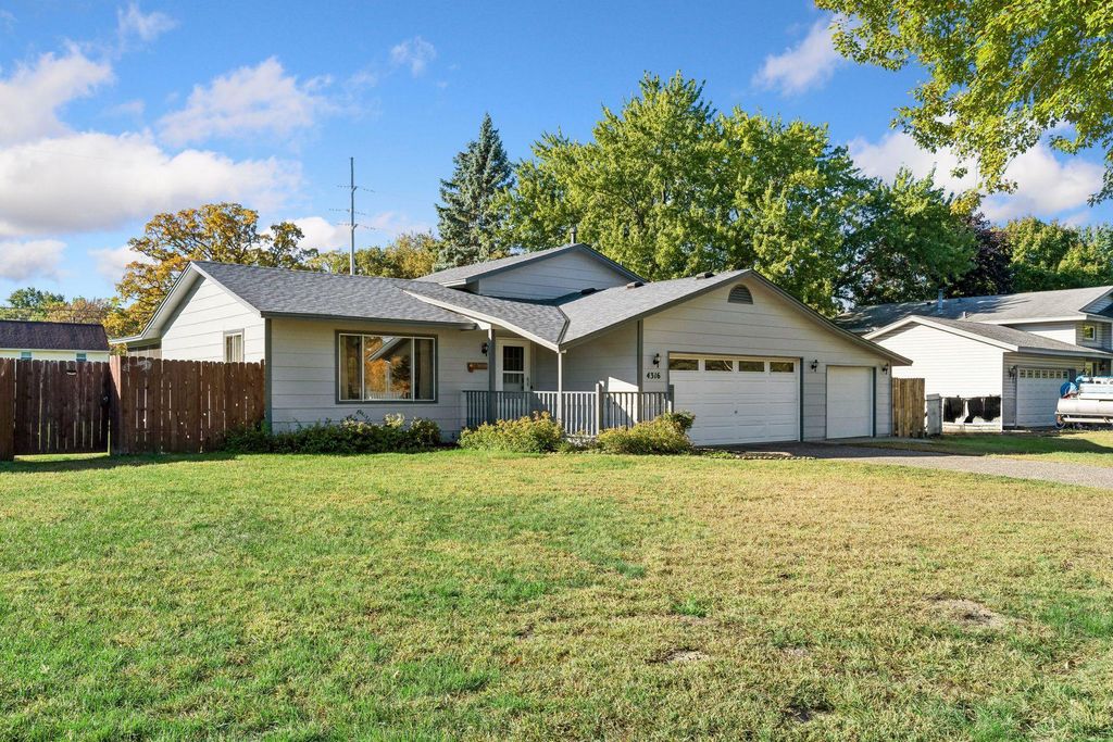 4316 101st Lane NE, Blaine, MN 55014 — photo 2