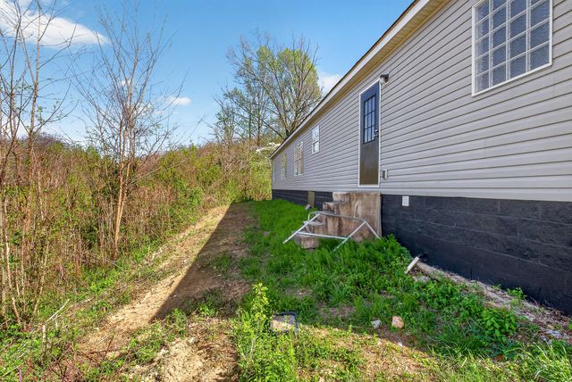 2030 Industrial Dr, Monterey, TN 38574