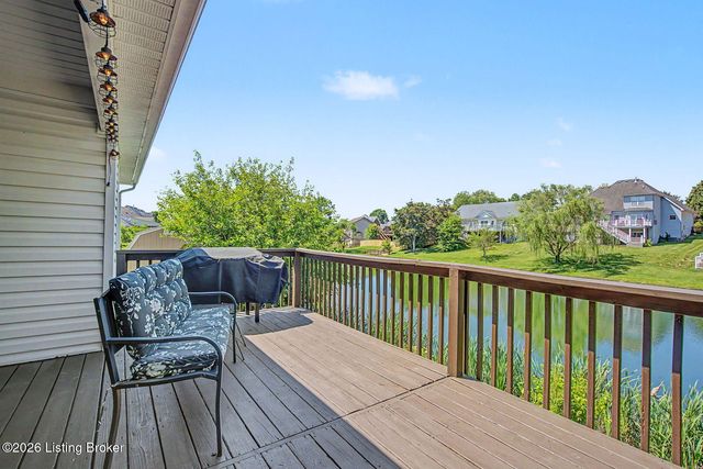 412 Buckman Station Ct, Simpsonville, KY 40067