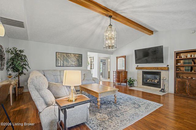 412 Buckman Station Ct, Simpsonville, KY 40067