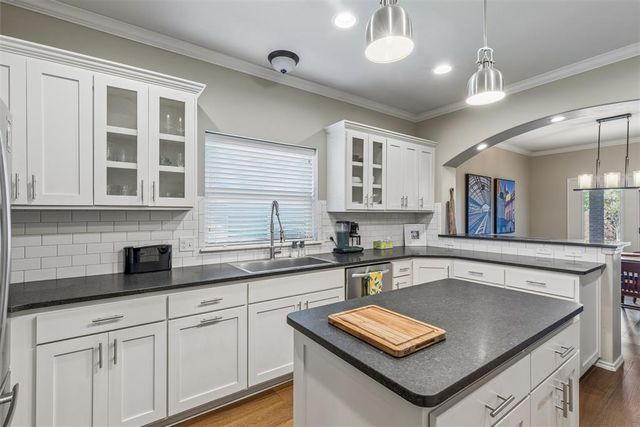 10227 Kingston Way, Oklahoma City, OK 73120