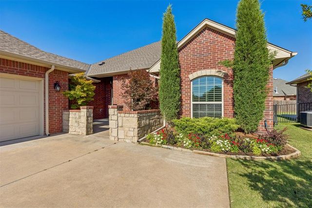 10227 Kingston Way, Oklahoma City, OK 73120