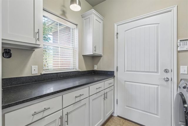 10227 Kingston Way, Oklahoma City, OK 73120