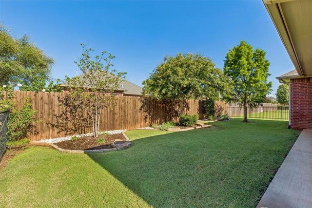 10227 Kingston Way, Oklahoma City, OK 73120