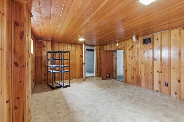 904 Lawrence St, Old Hickory, TN 37138