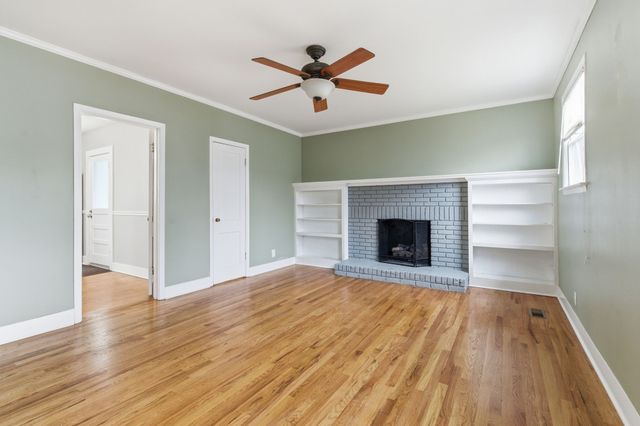 904 Lawrence St, Old Hickory, TN 37138