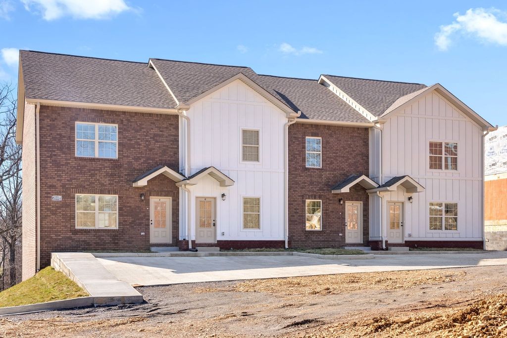 500 Peachers Mill Rd Unit A4, Clarksville, TN 37042
