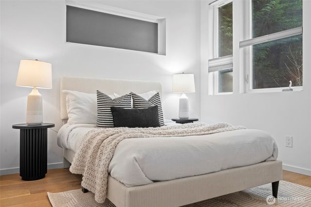 2612 E Yesler Way, Seattle, WA 98122