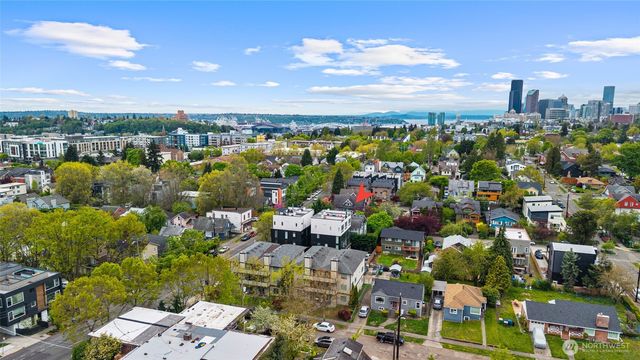 2612 E Yesler Way, Seattle, WA 98122